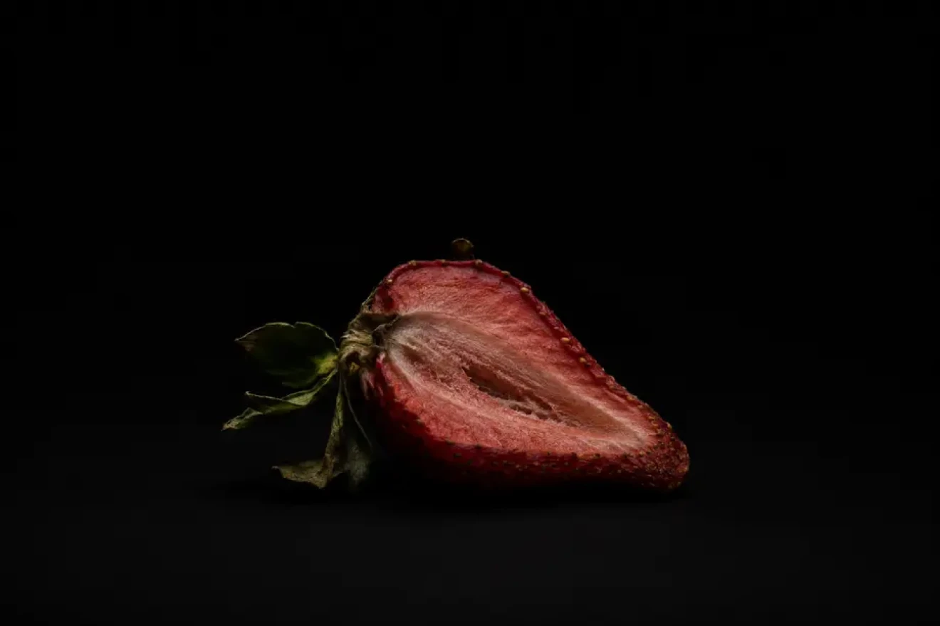 What kind of strawberries are we eating?-image