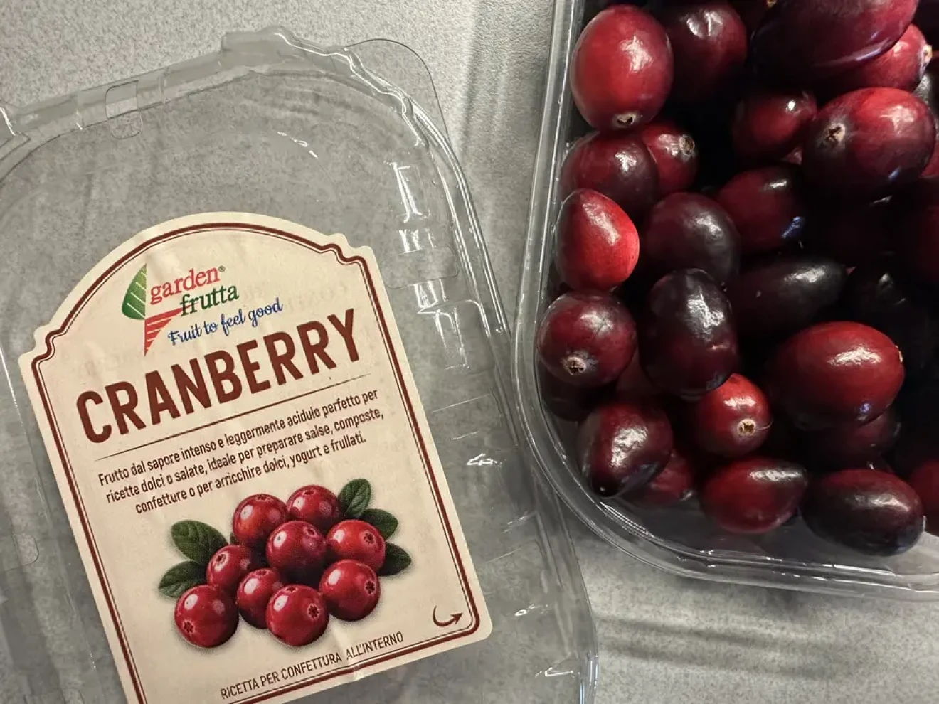 Fresh cranberries on the Italian shelves for the first time with Esselunga-image