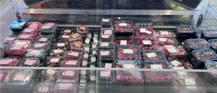 Piccoli frutti a Bologna: origini globali e prezzi elevati nella Gdo sotto le Due Torri-image