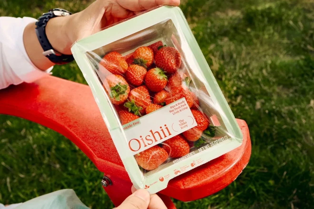 Oishii brings its indoor-grown strawberries to Walmart and expands its presence in US retail-image
