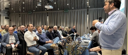 Cresce l'interesse dei produttori europei per i mirtilli in vaso: resoconto e presentazioni complete-image